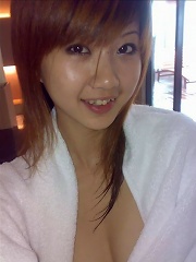 bf takes pics of his gf sneaking around the hotel spa early morning